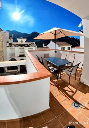 Moderno y Confortable Apartamento en Güejar Sierra, con Aparcamiento, Terraza, WI-FI, Guejar Sierra
